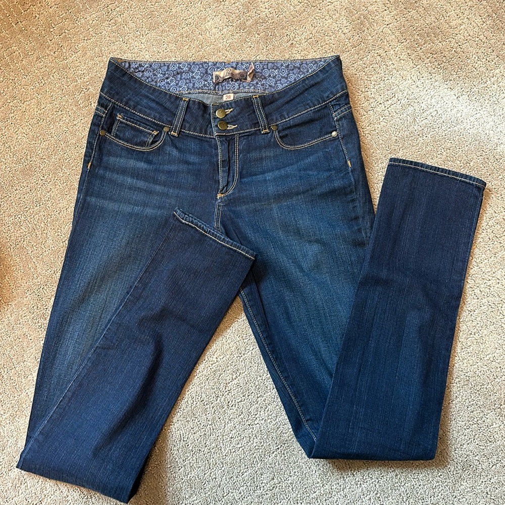 Paige, Hidden Hills, straight leg, size 28